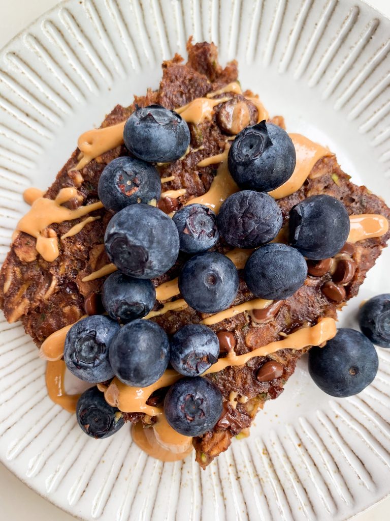 oatmeal bake square with peanut butter and blueberries