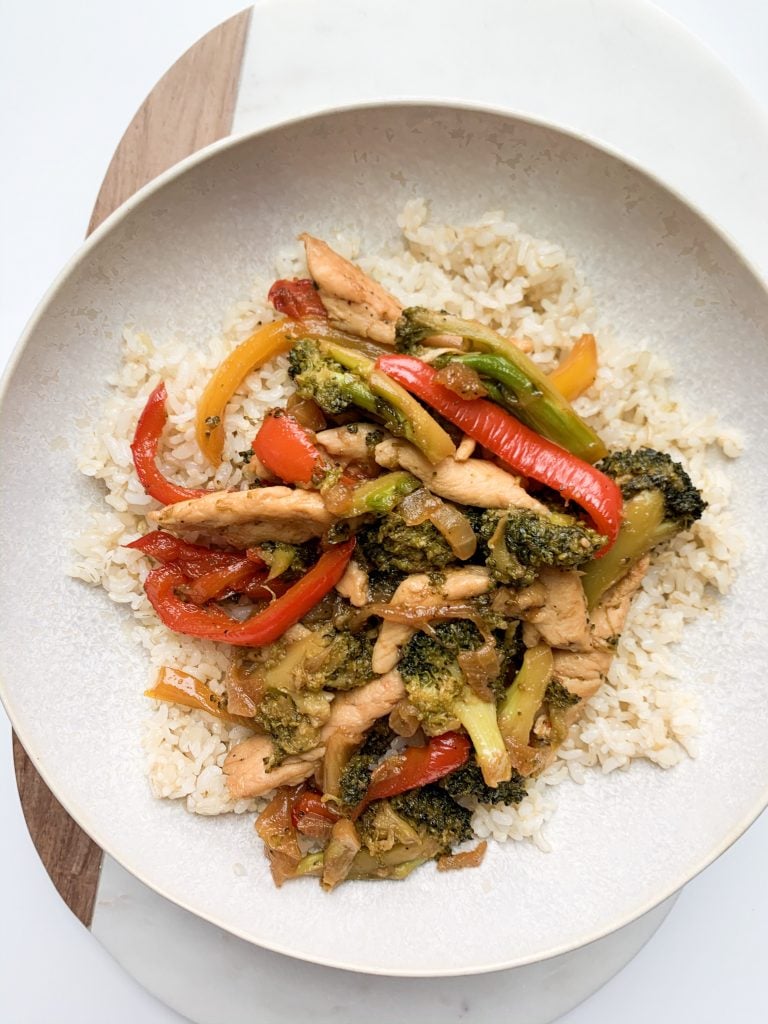 chicken stir fry with vegetables and rice