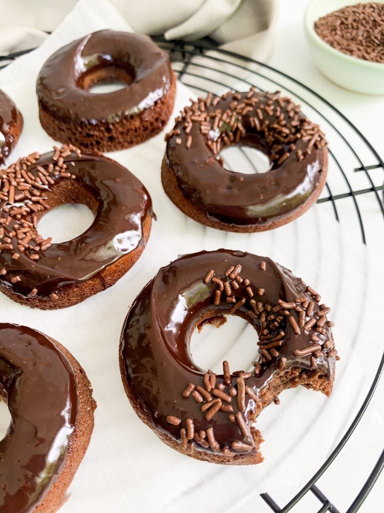 chocolate baked donuts