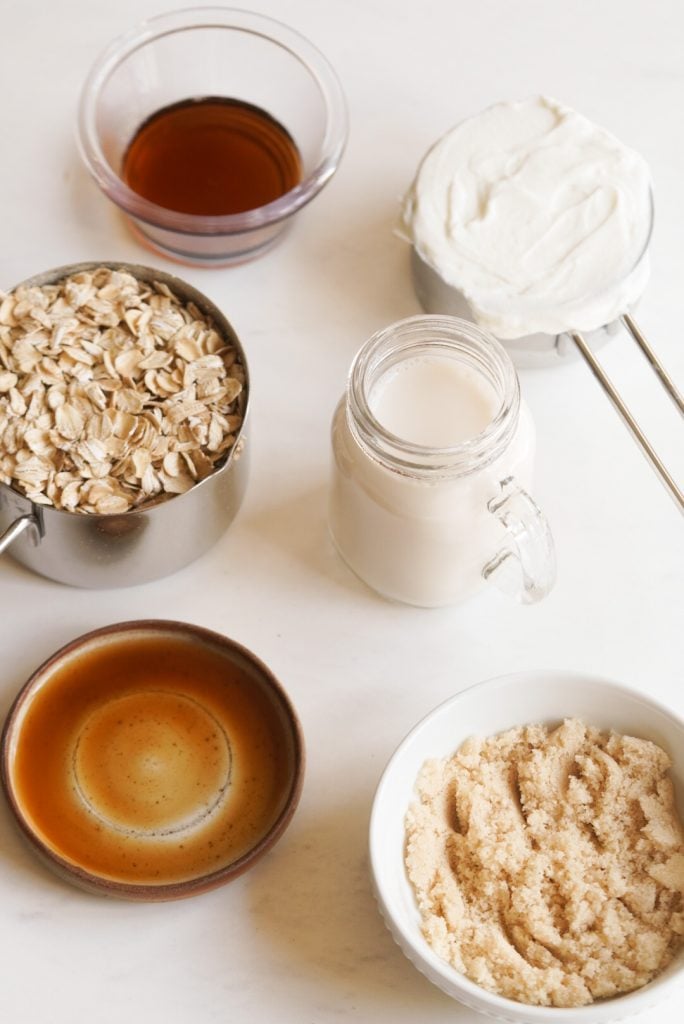 brown sugar overnight oats ingredients