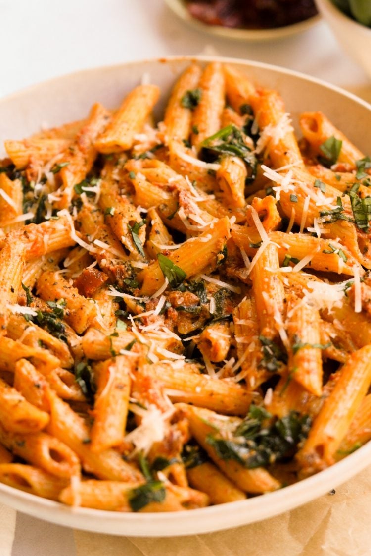 Healthy Sun Dried Tomato Pasta with Spinach (No Cream!) - Wellness by Kay