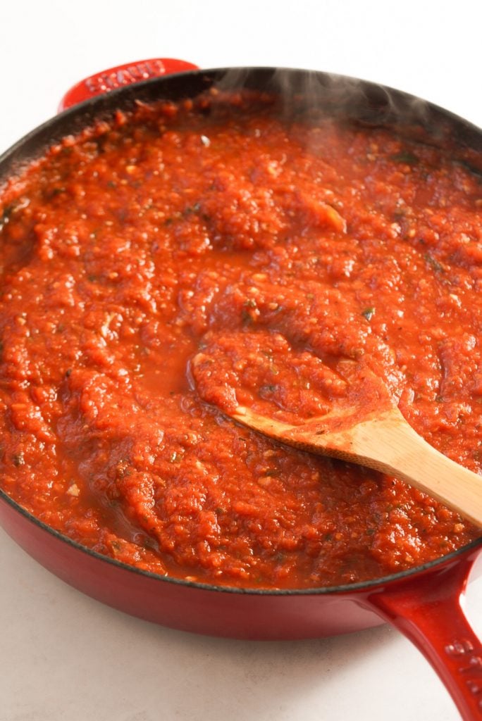 healthy homemade tomato sauce