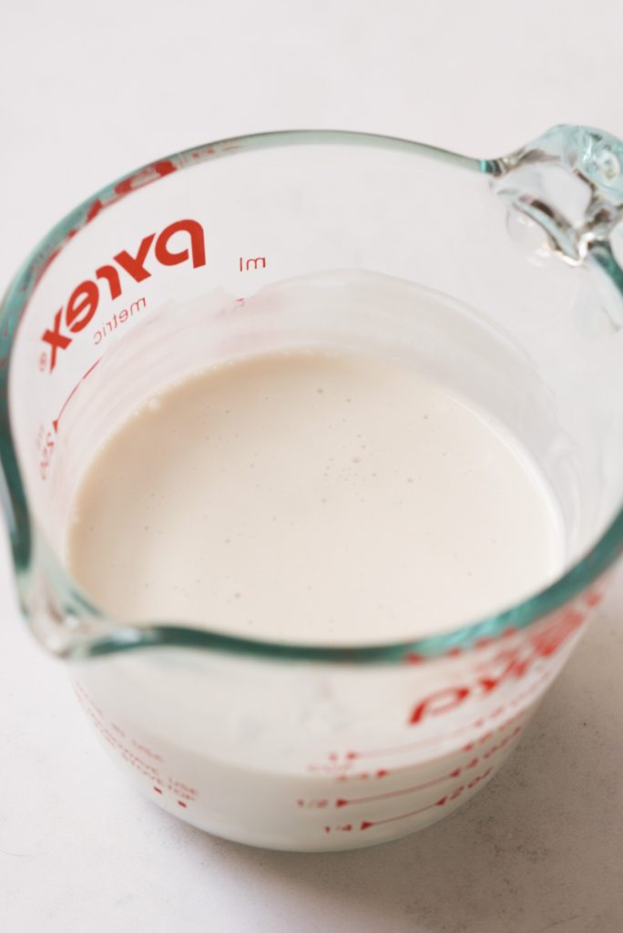 almond milk, greek yogurt, and vanilla extract mixture