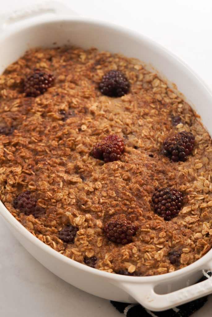 baked oats with blackberries after baking