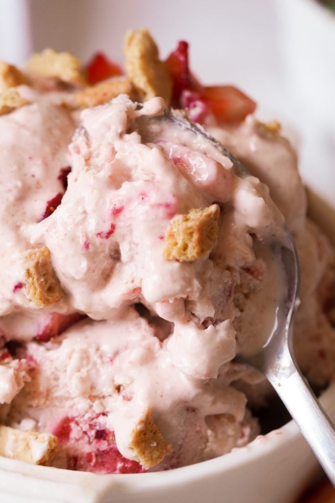 spoonful of healthy strawberry cheesecake ice cream