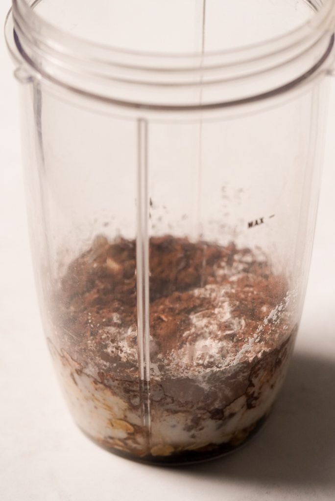 cocoa baked oatmeal ingredients in a blender