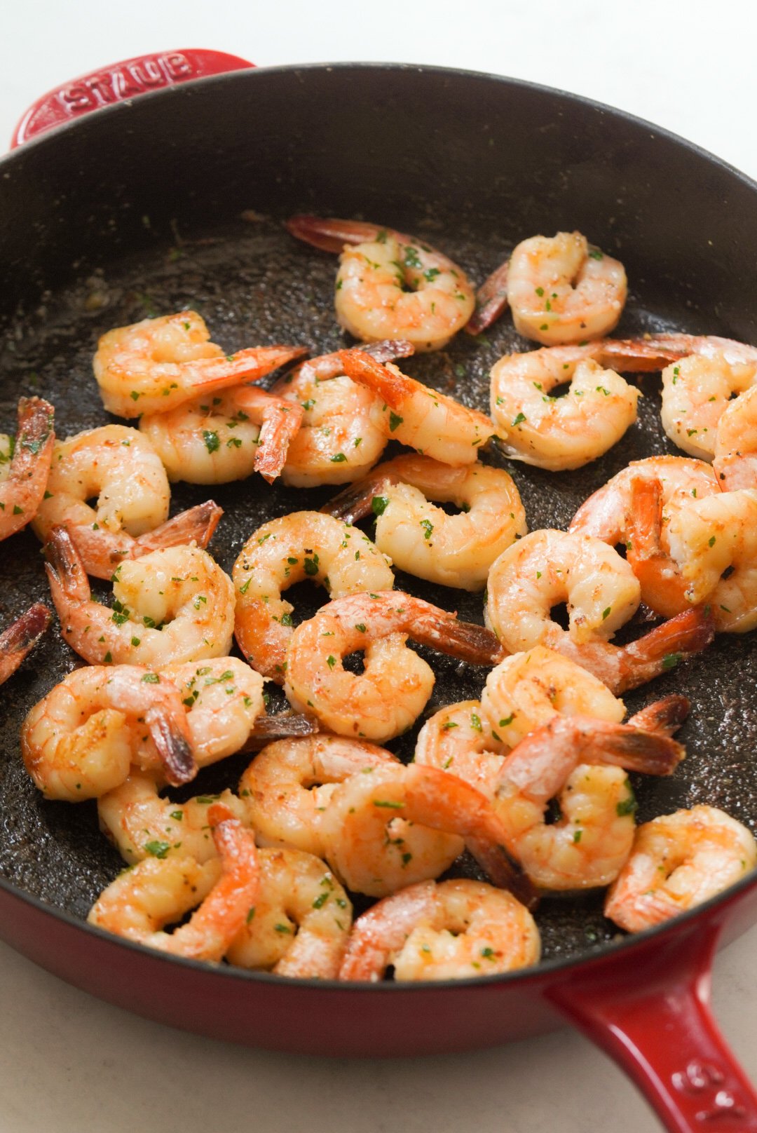 How To Pan Sear Shrimp (5 Minutes On The Stove!) - Wellness by Kay