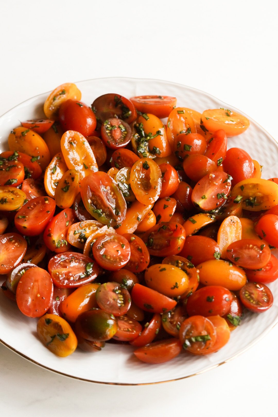 Burrata Caprese Salad with Cherry Tomatoes - Wellness by Kay