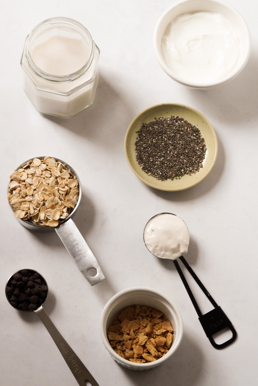 S'mores Overnight Oats (Easy & Delicious Breakfast) - Wellness by Kay