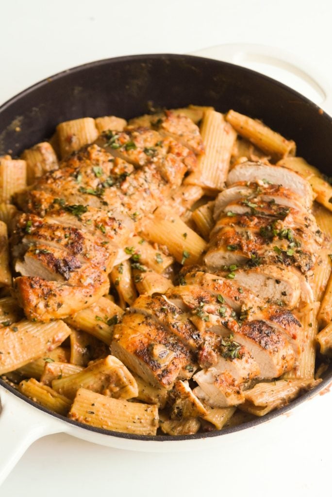 skillet filled with marry me chicken pasta.