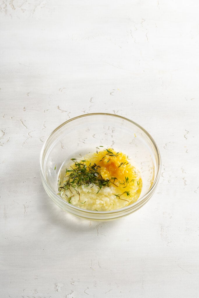 lemon pepper chicken seasoning mixture in a bowl.